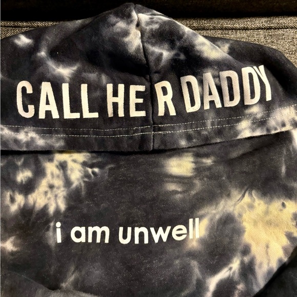 Call Her Daddy Tie Dye
Cropped Hoodie Size Medium - Picture 3 of 10